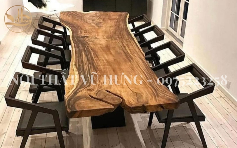 Các kiểu thiết kế bàn ăn gỗ óc chó được yêu thích nhất hiện nay