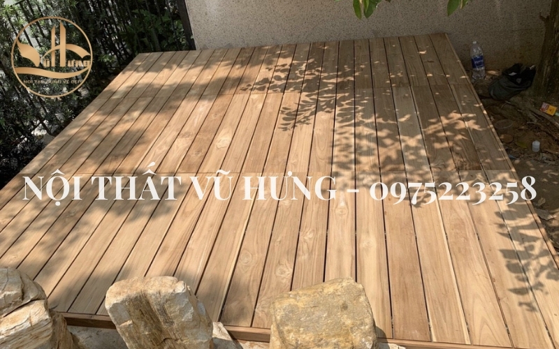 Có Nên Dùng Gỗ Tự Nhiên Để Lát Sàn Ngoại Thất Không? 4 Loại Sàn Gỗ Ngoài Trời Tốt Nhất Hiện Nay