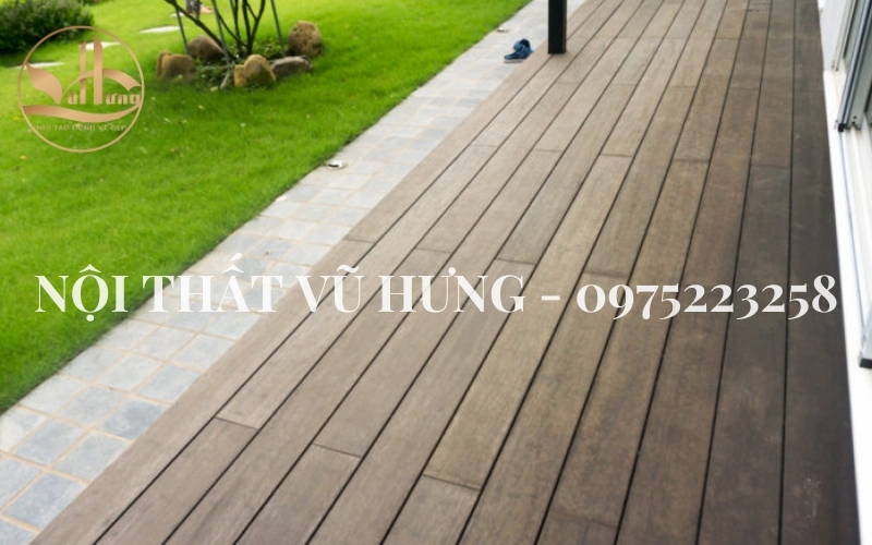 Có Nên Dùng Gỗ Tự Nhiên Để Lát Sàn Ngoại Thất Không? 4 Loại Sàn Gỗ Ngoài Trời Tốt Nhất Hiện Nay